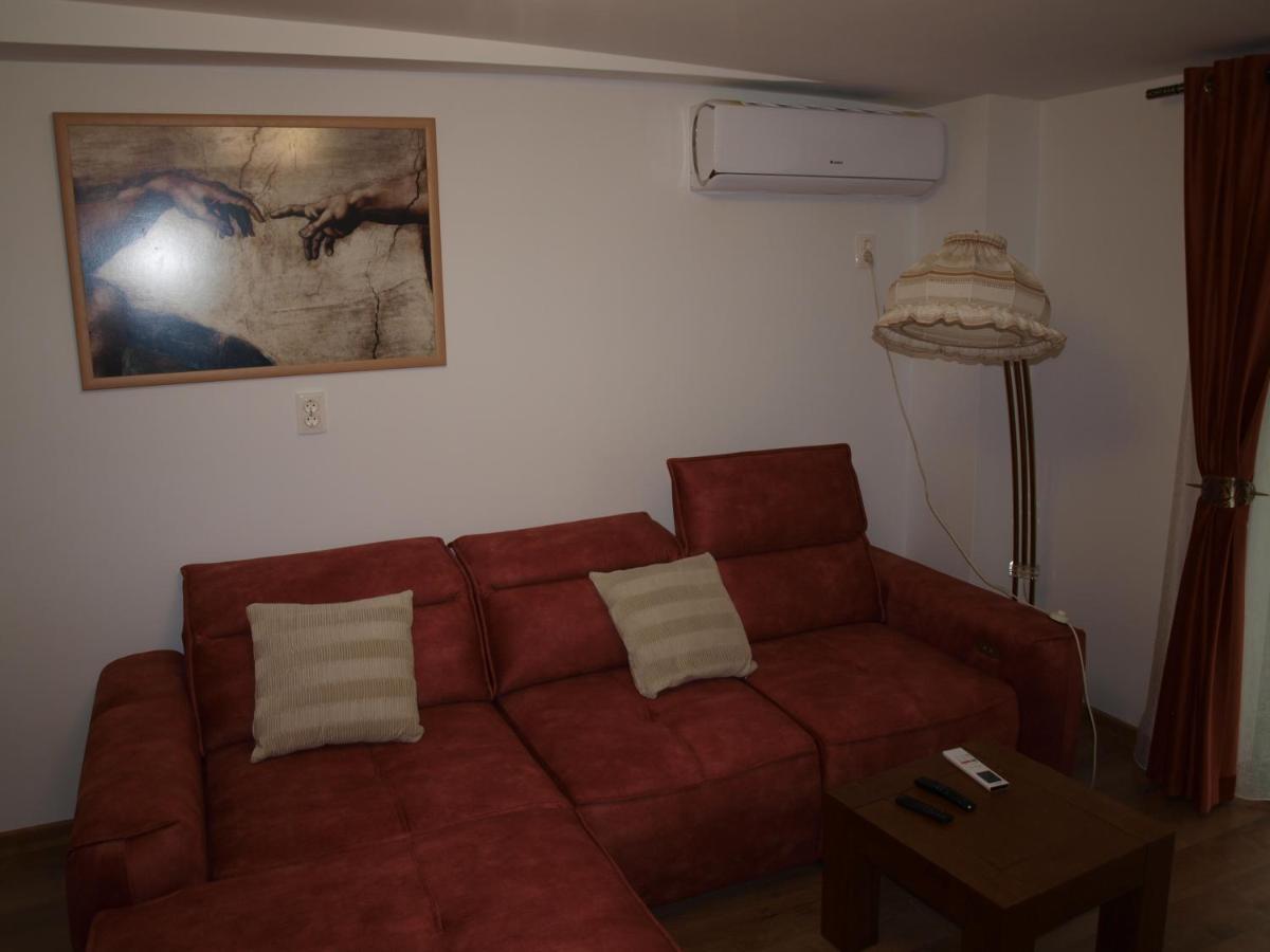 Amavera Apartment Târgu Jiu Exterior foto